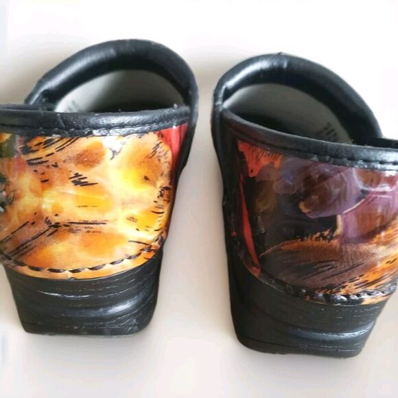 Dansko Patent Leather Clogs Women’s 6.5  XP Multi Floral  Work Slip Resistant - Picture 8 of 12